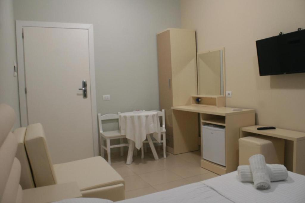 Apartments In Potam ฮีมาเรอ ภายนอก รูปภาพ