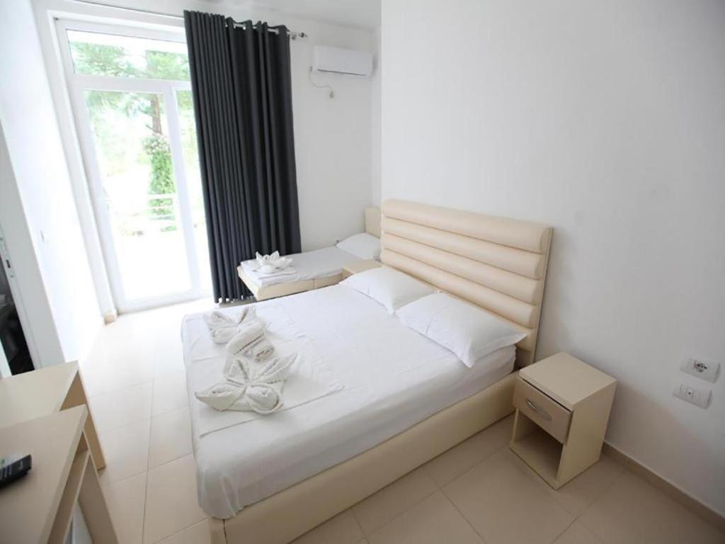 Apartments In Potam ฮีมาเรอ ภายนอก รูปภาพ